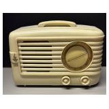 RR - Vintage Emerson 581 Plaskon Radio - 1949