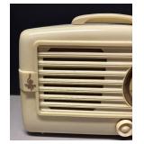 RR - Vintage Emerson 581 Plaskon Radio - 1949