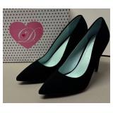 RR - New Black High Heel Pumps - Size 10