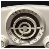 RR - Vintage Crosley Bullseye Radio