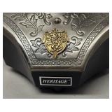 O - Heritage Knight Radio - Vintage Knight Helmet Desk Radio