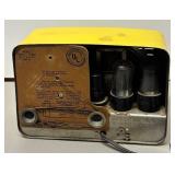 RR - Airline Vintage Tube Radio Model: 84KR