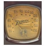 RR - Zenith Beehive Bakelite Art Deco Tube Radio Model: SR312