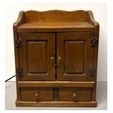 O - Vintage Spice Chest Radio by Guild Model: 484