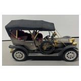 LLR - Vintage Waco Car Motif 5-Transistor Radio