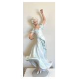DR - Vintage Schaubach Korst Porcelain Figurine