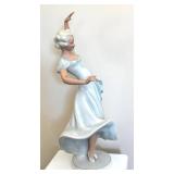 DR - Vintage Schaubach Korst Porcelain Figurine