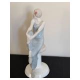 DR - Royal Doulton Reflections Flirtation HN 3071 Figurine