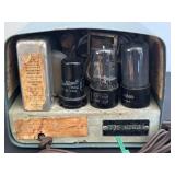 BR - Silvertone Vintage Radio