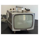 DR - Vintage Singer TV-6 Transistor Television - 6-inch Portable