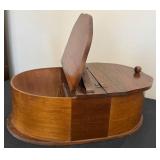 BR - Vintage Sewing Box Wood Oval with Lift-Top Lid