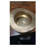 1985 hat shaped trophy "HOLLYWOOD PARK $100,000