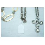 Jewelry Lot: Fashion Jewelry Necklaces