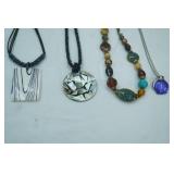 Jewelry Lot: Fashion Jewelry Necklaces