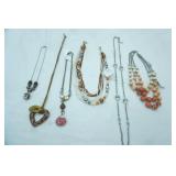 Jewelry Lot: Fashion Jewelry Necklaces