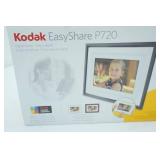 Kodak Easyshare P720. Digital Picture Frame