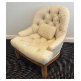 LL - Vintage Round Dining Table / Game Table Set with 4 Upholstered Tufted Chairs