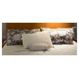 MB - Lovely King Size Quilted Bedding Set with 4 Pillows & Bolster