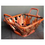 LR - Two Lovely Vases with Basket