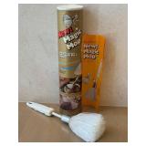 K  New! Magic Mop - Vintage Cleaning Kit