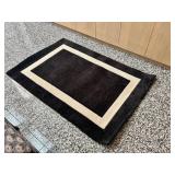 O - Wool Area Rug 6