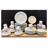 DR - Oneida Casual Settings Basketweave Stoneware Dinnerware Set - 81 Pieces