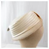 Desi New York An Original Beige Cloche Hat - Size 6 1/4