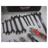 (CS) Craftsman Tool Bag with Assort...