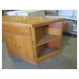 (FRNT) Vintage Wood TV/Entertainmen...