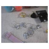 (EC1) Fashion Jewelry, Nail Polish ...