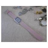 (EC1) Fashion Jewelry, Nail Polish ...