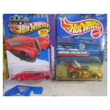 (EC1) Assorted Hot Wheels in Packag...
