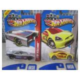 (EC1) Assorted Hot Wheels in Packag...