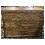 Crestview Collection - 3-Drawer Dresser CVFVR8408