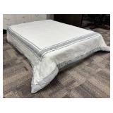 Comforter - Gray & White King