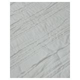 Threshold Queen Bedspread - White Quilted Coverlet