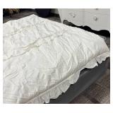 Simply Shabby Chic Twin Size White Comforter & Ruffled Edge