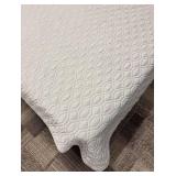 Nicole Miller Queen Bedspread