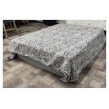 King Duvet Cover - Paisley Pattern - Navy On Cream