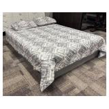 Gray & White Queen Comforter with 2 Pillow Shams