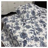Bee & Willow King Comforter - Floral Blue & White Print