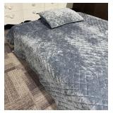 Threshold King Size Bedspread & Pillow Sham - Gray Velvet Quilted