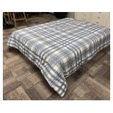 Tommy Hilfiger Queen Comforter