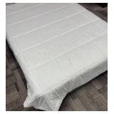 Room Essentials Full/Queen Comforter