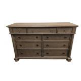 Thomasville Dresser - 66 x 20 x 42 in - Missing Drawer Pull