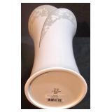 LL-ST - Lenox Bellina Flared Vase - New in Box