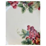 LLB - Grapevine Pattern Dinner Plates - 8 in Diameter - Set of 6