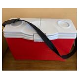BR1 - Rubbermaid Cooler - 14 x 19 in - Red with Shoulder Strap