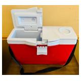 BR1 - Rubbermaid Cooler - 14 x 19 in - Red with Shoulder Strap