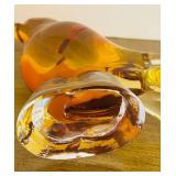 BR1 - Green Glass Duck & Amber Glass Bird Figurines (Lot of 2)